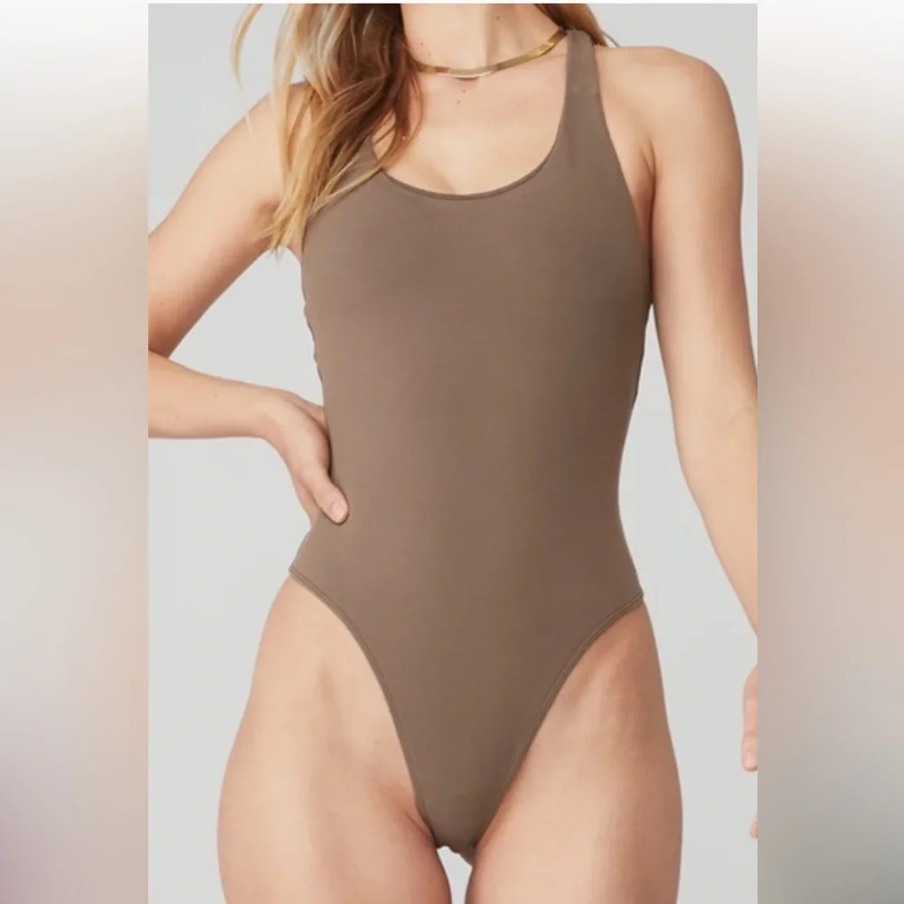 Alo Sleek Back Bodysuit - Medium